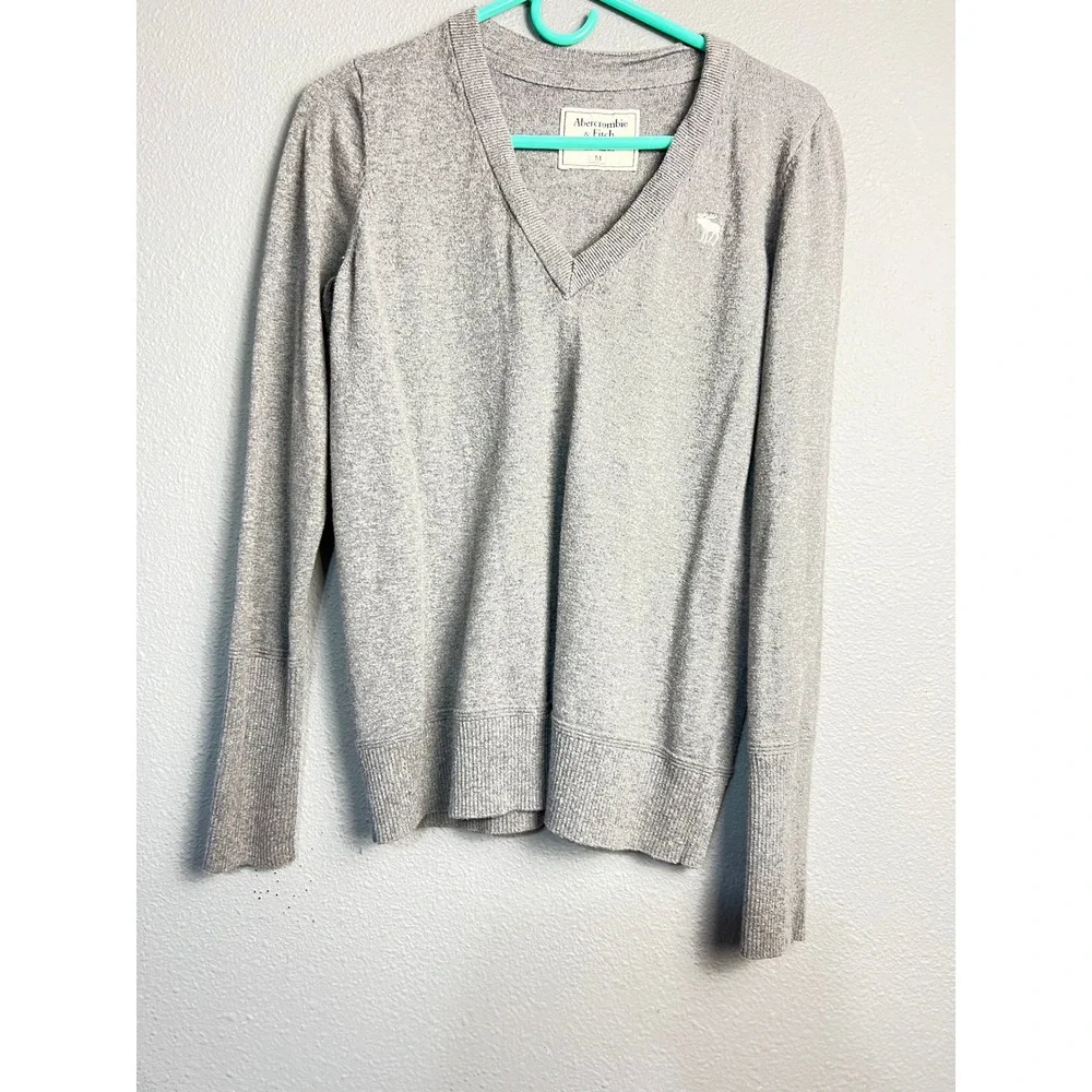 Abercrombie & Fitch Academia Mens V-Neck‎ Sweater Heather Grey Moose Logo Size M